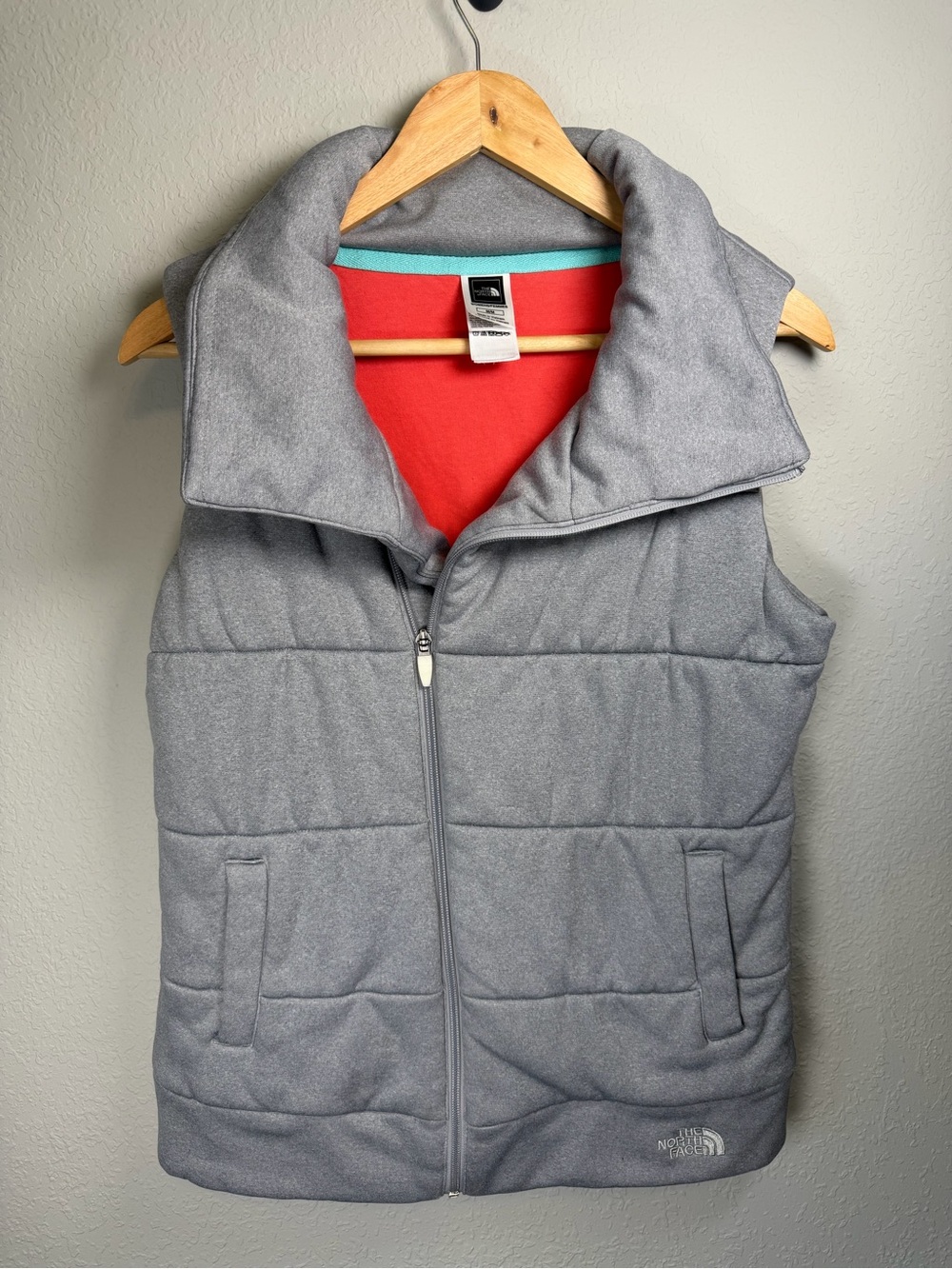 The North Face Women's Gray Puffer Vest with Red Lining
